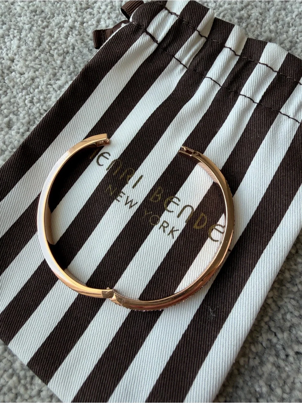 Henri Bendel New York Pink Crystal Pavé Rose Gold Tone Hinged Bangle Bracelet